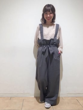 「flower」｜「アイテム（オールインワン・サロペット）」を使った、flowerさん（レディース・150cm）の秋コーディネート