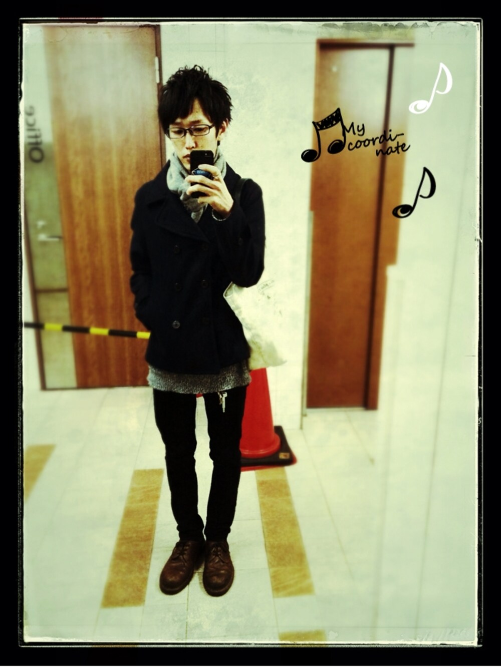 ピーコート、その他トップス、その他パンツを着用した冬コーディネートの1枚目の写真