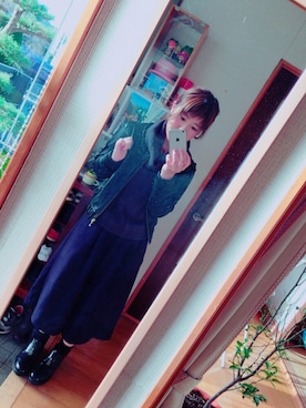 「B.L.U.E（ビーエルユーイー）のアイテム（シューズ）」を使った、akane.comさん（レディース・155cm）の冬コーディネート