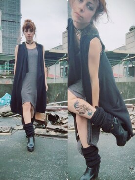 「アイテム（レッグウォーマー、ブラック系）」を使った、Sita Miluさん（レディース・160cm）の冬コーディネート