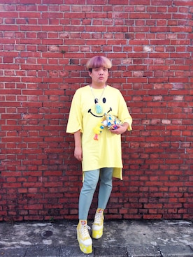 「H&M（エイチ・アンド・エム）のアイテム（クラッチバッグ）」を使った、Bacon Wangさん（メンズ・180cm）の秋コーディネート