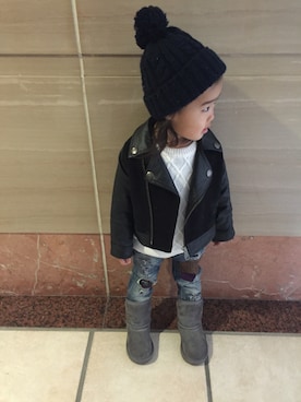 「abcd（ナシ）のアイテム（ライダースジャケット）」を使った、miiiさん（キッズ・80cm）の冬コーディネート