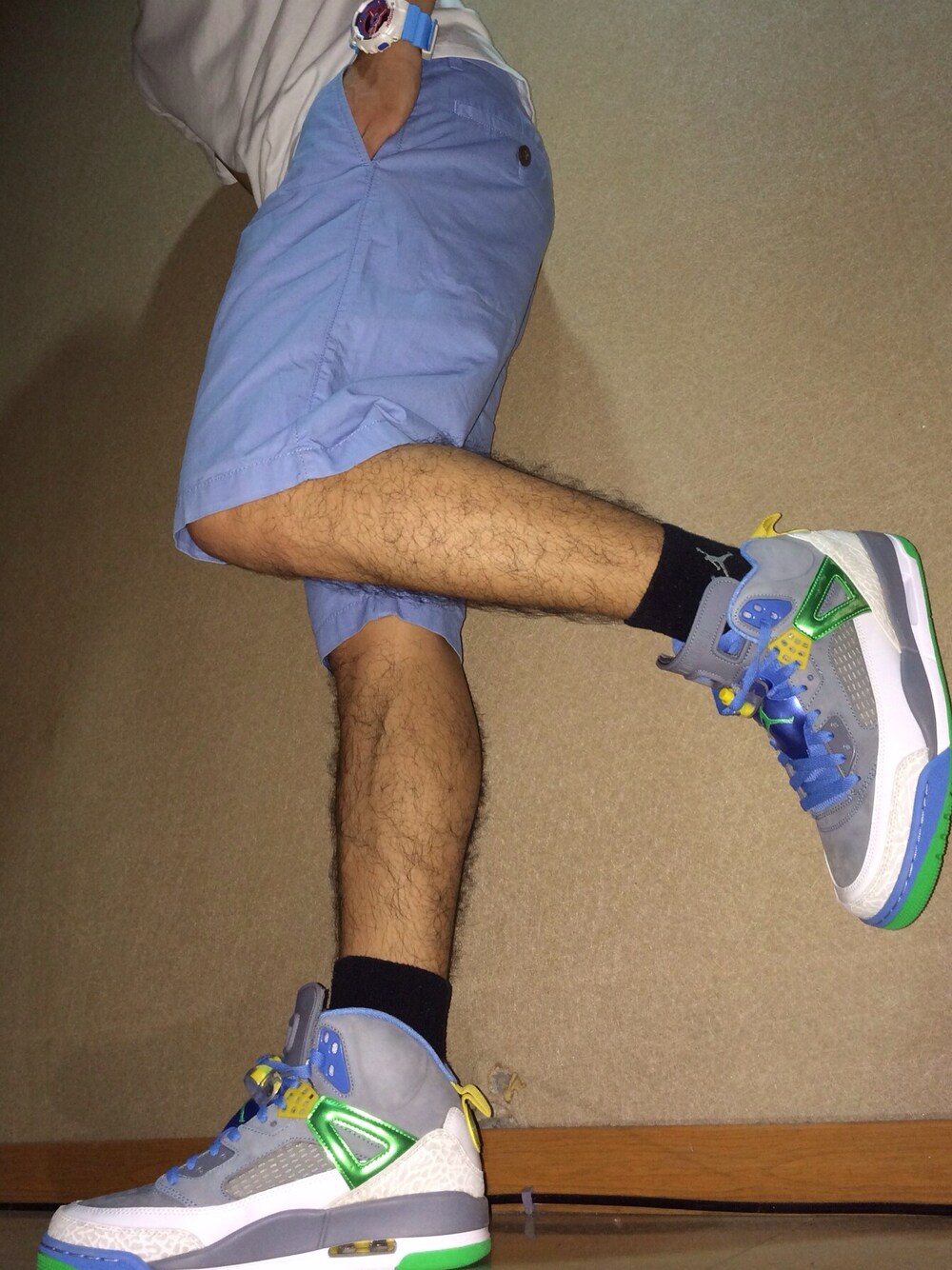「atmos/atmos girlsのNIKE AIR JORDAN 1 MID（スニーカー、ブルー系）」を使った、chrisさん（メンズ・174cm）の夏コーディネートの1枚目の写真
