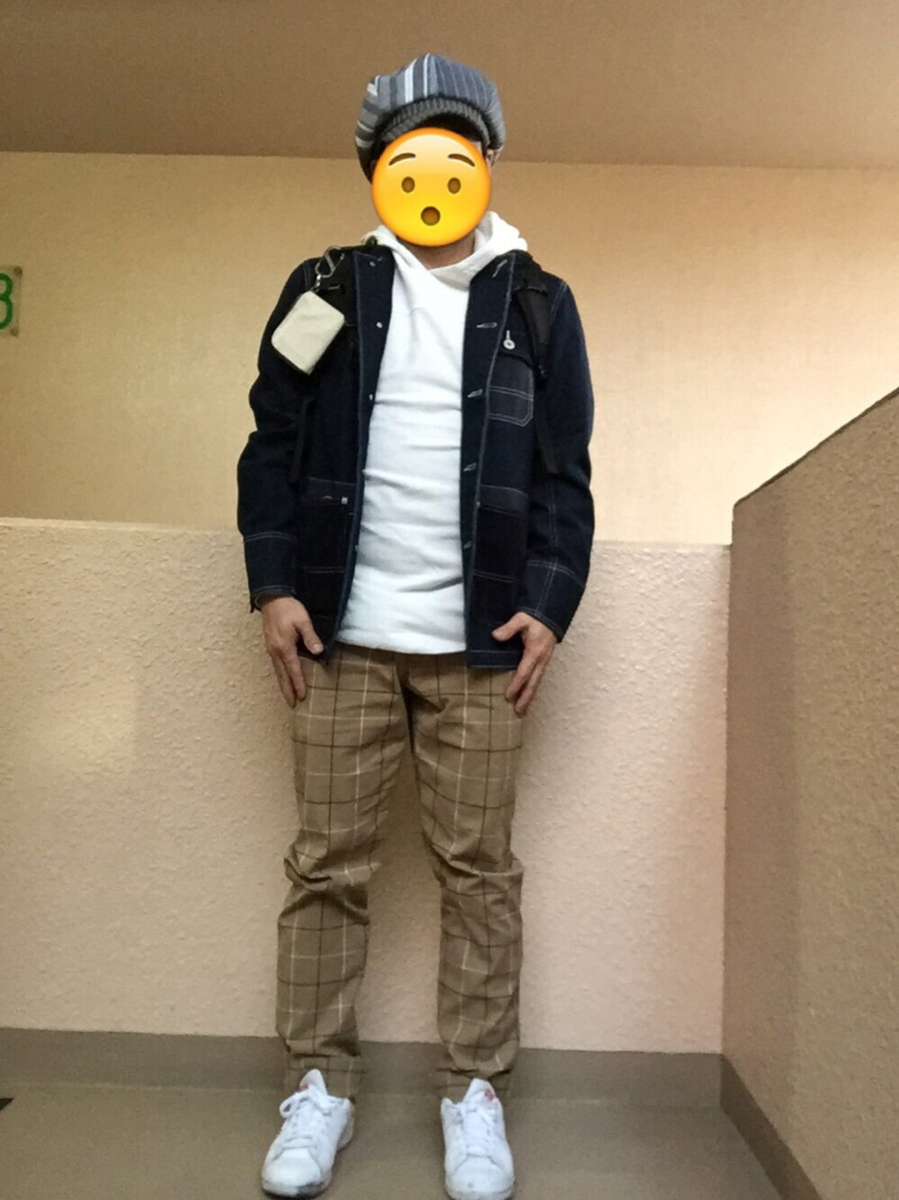 「アダルトおカワたん部、ネイビー身につけ隊、カバーオール、チェックパンツ、パーカー、キャスケット、ディッキーズ(Dickies)、ポルカドット、WEGO」｜「Dickiesのデニムコンビワークコート（カバーオール、ブルー系）」を使った、Ren Saitoさん（メンズ・168cm）の冬コーディネートの1枚目の写真