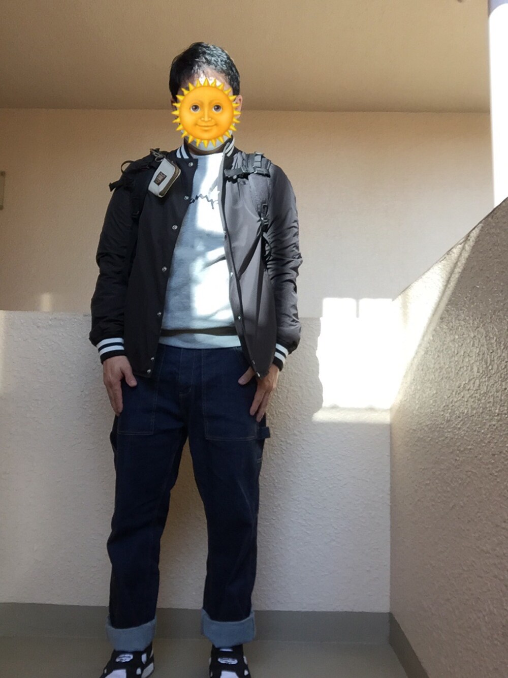 「アダルトおカワたん部、Champion、スタジャン、ペインターパンツ、ポンプフューリー、reebok」｜「ChampionのChampion×BLUE WORK スタジャン（スタジャン、ブラック系）」を使った、Ren Saitoさん（メンズ・168cm）の春コーディネートの1枚目の写真