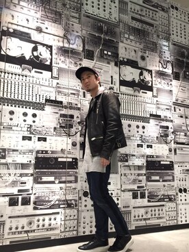 「デニムから始まったライフスタイルブランド」｜「アイテム（ライダースジャケット）」を使った、DIESEL KOHEYさん（メンズ・172cm）の秋コーディネート