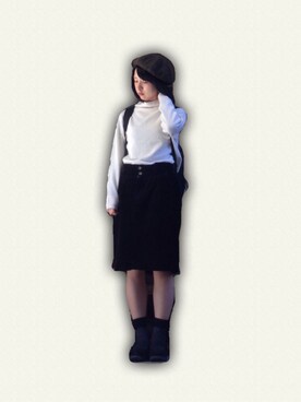 「白ニット、黒リュック」｜「アイテム（スカート）」を使った、のかさん（レディース・153cm）の秋コーディネート