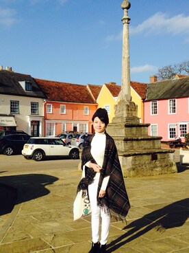 「LAVENHAM」｜「アイテム（ポンチョ）」を使った、raeさん（レディース・165cm）の秋コーディネート