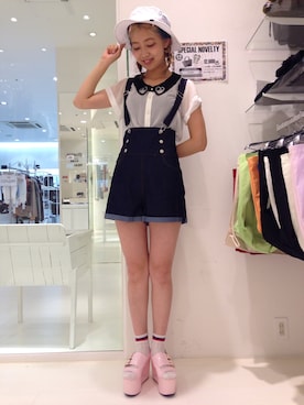 「jouetie（ジュエティ）のアイテム（サロペット/オーバーオール）」を使った、峯山 愛さん（レディース・163cm）の夏コーディネート