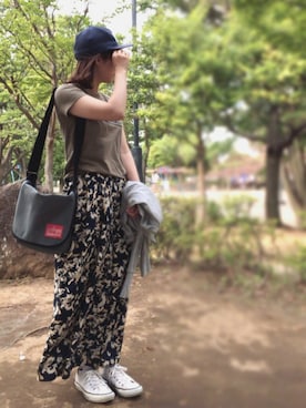 「GUコーデ」｜「アイテム（メッセンジャーバッグ）」を使った、namiheyさん（レディース・158cm）の春コーディネート