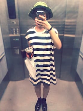 「さしいろ」｜「アイテム（帽子）」を使った、さりたばしさん（レディース・159cm）の夏コーディネート