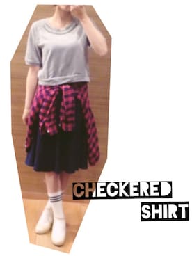 「ひざ丈スカート」｜「アイテム（スウェット）」を使った、coume *さん（レディース・160cm）の秋コーディネート