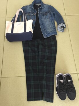 「UNIQLO（ユニクロ）のアイテム（その他パンツ、グリーン系）」を使った、ニャモさん（レディース・161cm）の秋コーディネート