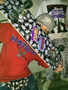 「BUTTSTAIN（バットステイン）のアイテム（帽子）」を使った、tokyofunksさん（メンズ・166cm）の夏コーディネート