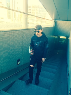 「NIKE（ナイキ）のアイテム（シャツ/ブラウス、ブラック系）」を使った、ZORO(@playazlounge)さん（メンズ・170cm）の秋コーディネート