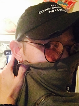 「pesosxのアイテム（キャップ、ブラック系）」を使った、ZORO(@playazlounge)さん（メンズ・170cm）の秋コーディネート