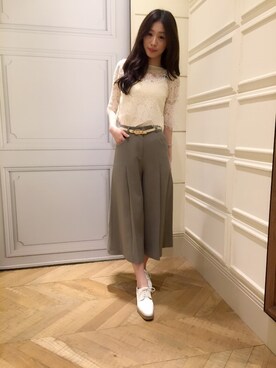 「LILY BROWN（リリーブラウン）のアイテム（チノパンツ）」を使った、Erin  Leeさん（レディース・164cm）の春コーディネート