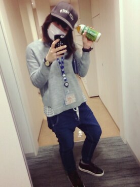 「Marc by Marc Jacobs（マークバイマークジェイコブス）のアイテム（スニーカー）」を使った、wakaさん（レディース・166cm）の冬コーディネート