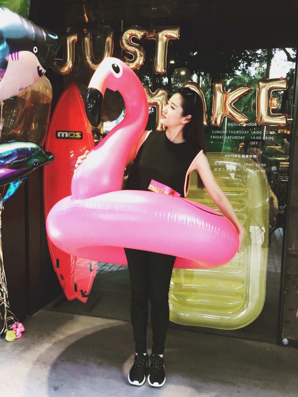 「adidasStellaSport、summerparty」｜「adidas by Stella McCartneyのアイテム（タンクトップ、ブラック系）」を使った、VVN_SUNさん（レディース・163cm）の秋コーディネートの1枚目の写真