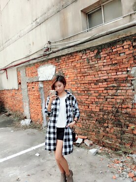 「shorts」｜「アイテム（ノーカラージャケット）」を使った、NR.CYNさん（レディース・158cm）の秋コーディネート