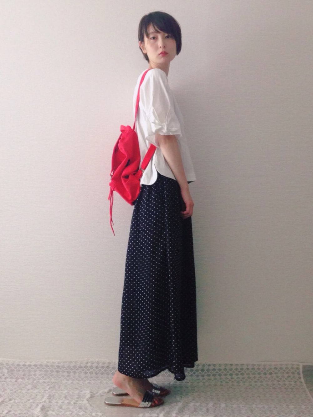 「夏、カジュアル、ドット、ブラウス、赤リュック、リュック」｜「BURGER 179/WG NICOLE CLUBのドット柄ガウチョパンツ（その他パンツ、ブラック系）」を使った、hirrroko14さん（レディース・164cm）の夏コーディネートの1枚目の写真