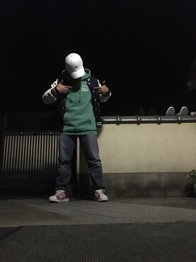 「アディダスオリジナルス」｜「アイテム（スタジャン）」を使った、Ritsuki Narukawaさん（メンズ・160cm）の冬コーディネート