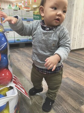 「babygap」｜「アイテム（チノパンツ）」を使った、ゆーせいさん（キッズ・90cm）の秋コーディネート