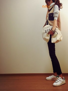 「Doシンプル部」｜「アイテム（サロペット/オーバーオール）」を使った、coteさん（レディース・170cm）の秋コーディネート