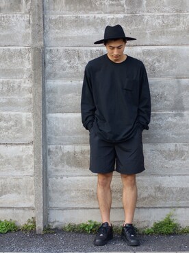 「usedのアイテム（Tシャツ/カットソー、ブラック系）」を使った、Fujiiさん（メンズ・186cm）の春コーディネート