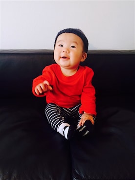 「red」｜「アイテム（ニットキャップ/ビーニー）」を使った、souさん（キッズ・70cm）の冬コーディネート
