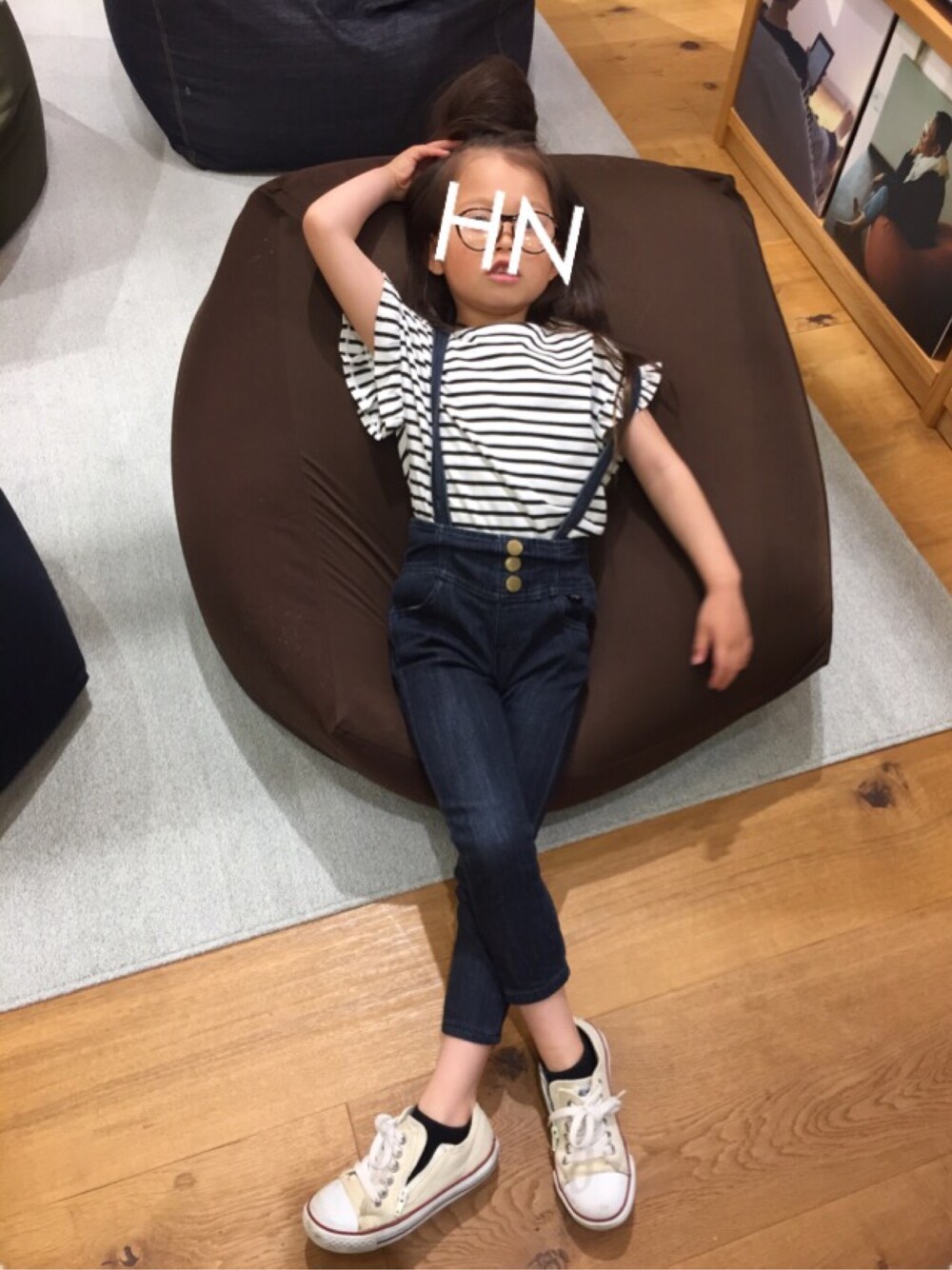 「キッズコーデ、ボーダー」｜「JENNIのアイテム（サロペット/オーバーオール、ブルー系）」を使った、monchamaさん（キッズ・120cm）の夏コーディネートの1枚目の写真
