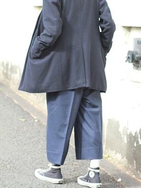 「THREE BLIND MICE（スリーブラインドマイス）のアイテム（スラックス）」を使った、美容師_村山諒さん（メンズ・170cm）の冬コーディネート