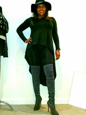 「OvertheKneeBoots_TBrand」｜ClassicDivaさん（レディース・165cm）の秋コーディネート