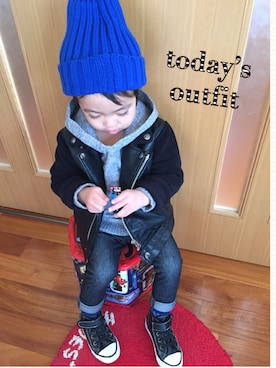 「アイテム（ライダースジャケット）」を使った、mee☆さん（キッズ・90cm）の冬コーディネート