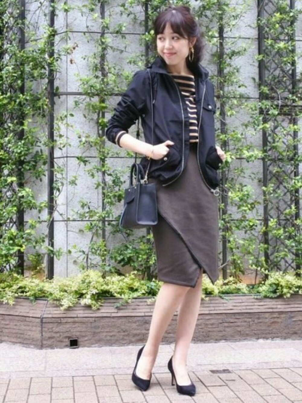 「ブルゾン、パンプス、ドルマン、ジップパーカ、大人カジュアル、２ＷＡＹ、ボーダートップス、Spick & Span(Spick & Span)、MIXコーデ、Cape Heights」｜「Spick & Spanの【Cape Heights】別注ZIPブルゾン（ブルゾン、ブラック系）」を使った、mai*さん（レディース・170cm）の夏コーディネートの1枚目の写真