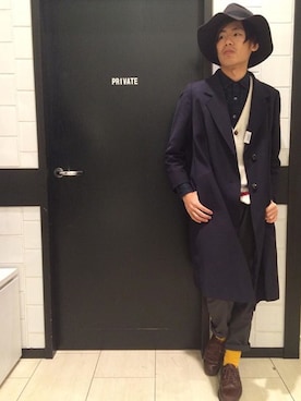 「くつした」｜「アイテム（チェスターコート）」を使った、こーいちさん（メンズ・173cm）の冬コーディネート