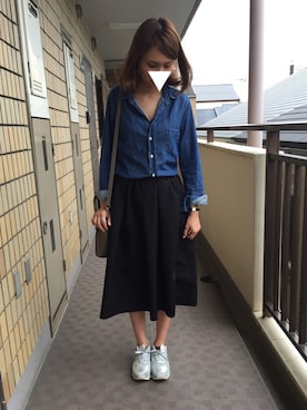 「ダンガリーシャツ」｜「アイテム（ハンドバッグ）」を使った、munmun☺︎さん（レディース・160cm）の秋コーディネート