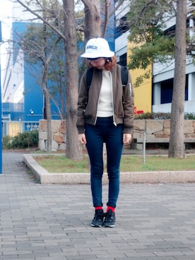 「ウエストイン」｜「アイテム（ブルゾン）」を使った、703さん（レディース・160cm）の春コーディネート