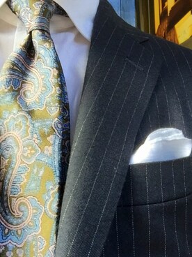 「アイテム（ネクタイ、グリーン系）」を使った、白川 幸平さん（メンズ・178cm）の秋コーディネート