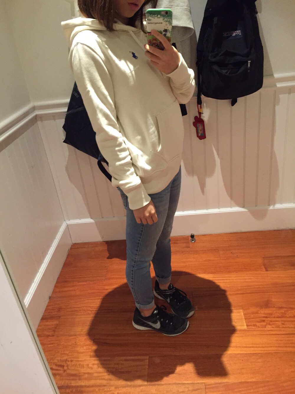「POLO RALPH LAURENのアイテム（パーカー、ホワイト系）」を使った、tinyannnnnさん（レディース・155cm）の冬コーディネートの1枚目の写真