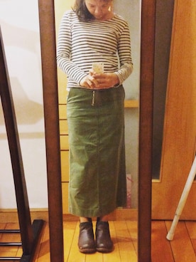 「nuovEdivE（ヌォヴェディーヴェ）のアイテム」を使った、ひこみさん（レディース・164cm）の秋コーディネート