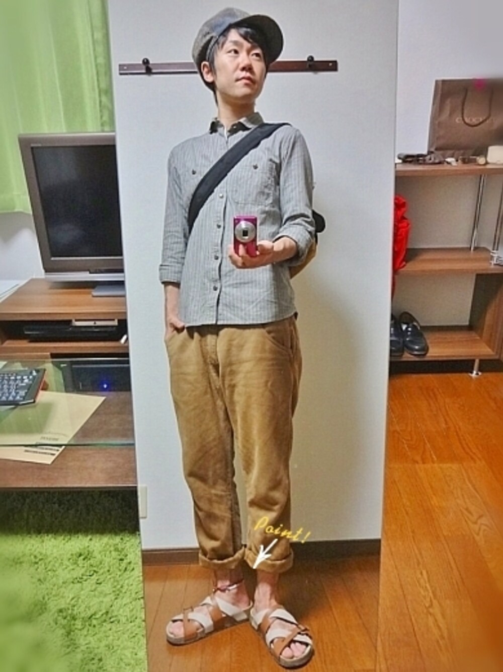 その他トップス、その他パンツ、サンダルを着用した春コーディネートの1枚目の写真