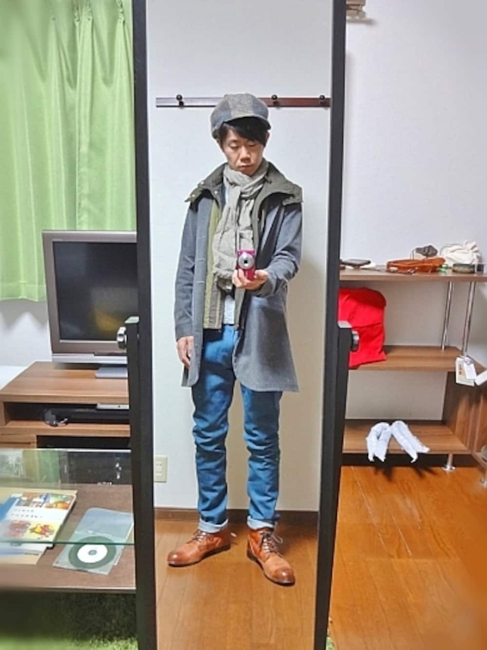 その他アウター、ブルゾン、キャップを着用した冬コーディネートの1枚目の写真