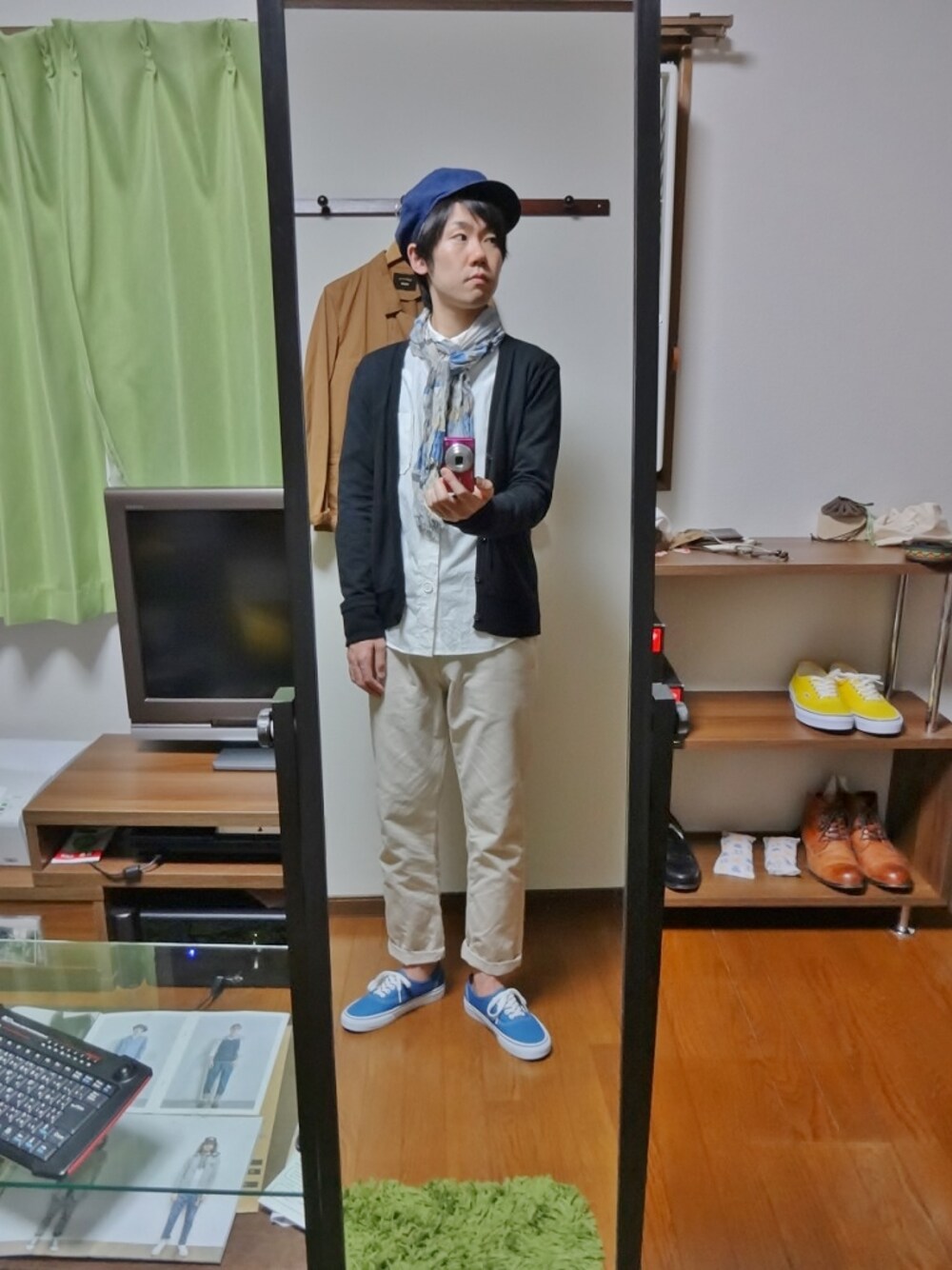 「Finchのシータ帽（W.B.C Cap Cheeta）（キャップ）」を使った、ジェイさん（メンズ・175cm）の春コーディネートの1枚目の写真