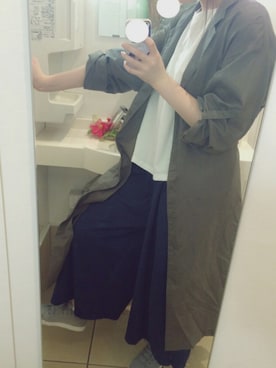 「アイテム（トレンチコート、グリーン系）」を使った、ひさん（レディース・156cm）の夏コーディネート