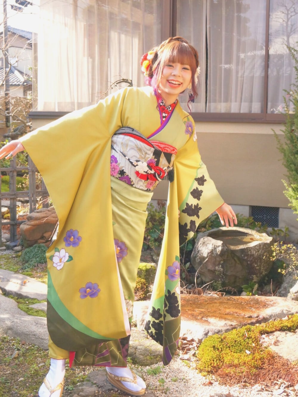 「成人式、振袖、若草色」｜「㊗️成人！のアイテム（その他、ブラウン系）」を使った、kmr_r1さん（レディース・159cm）の冬コーディネートの1枚目の写真