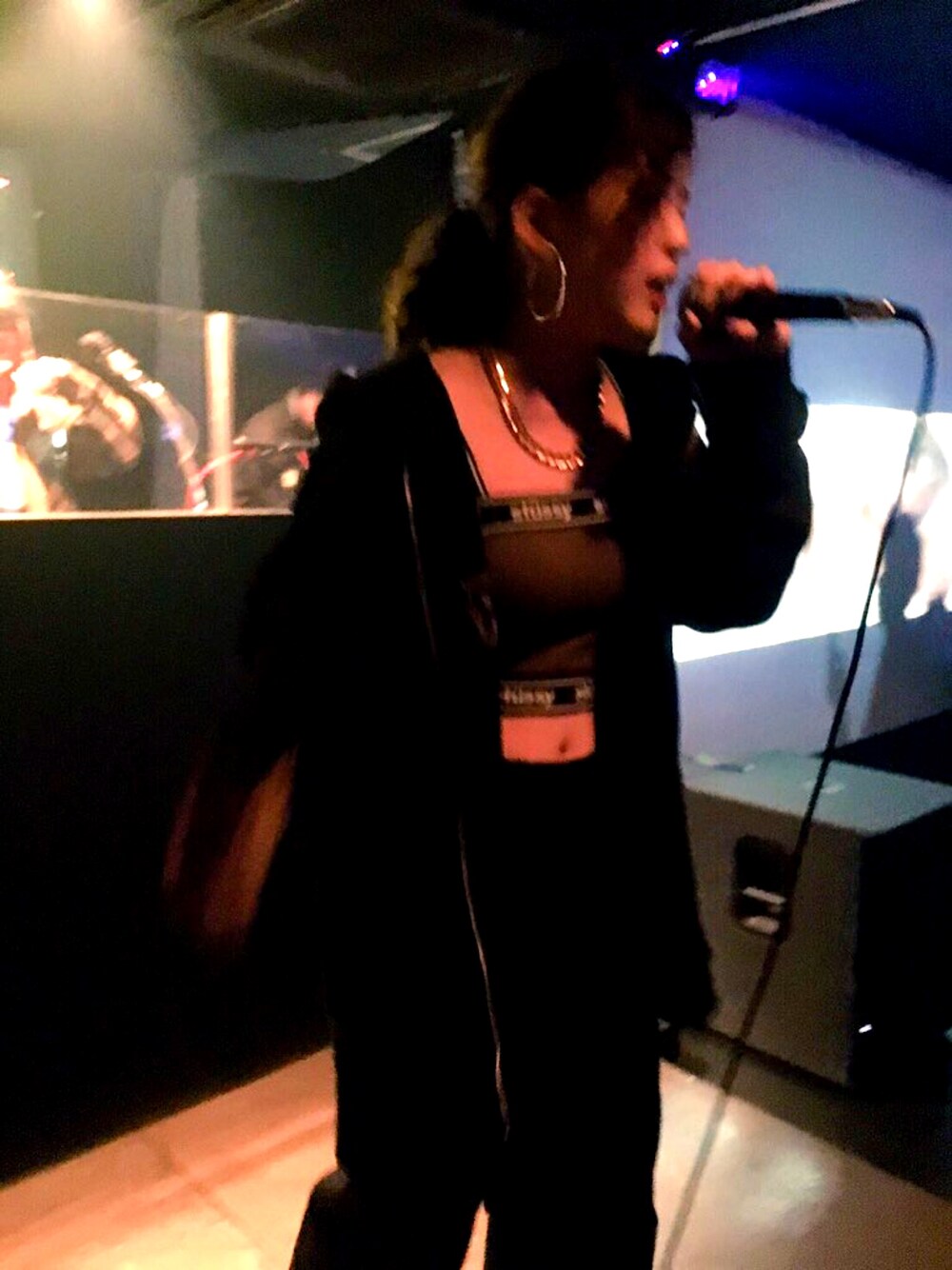 「stussy、stussy women、rapper、HIPHOP、LIVE、XLARGE、street」｜「Stussy WomenのStussy Women x Dickies Wide Pant （その他パンツ、ブラック系）」を使った、MC SWEさん（レディース・160cm）の夏コーディネートの1枚目の写真