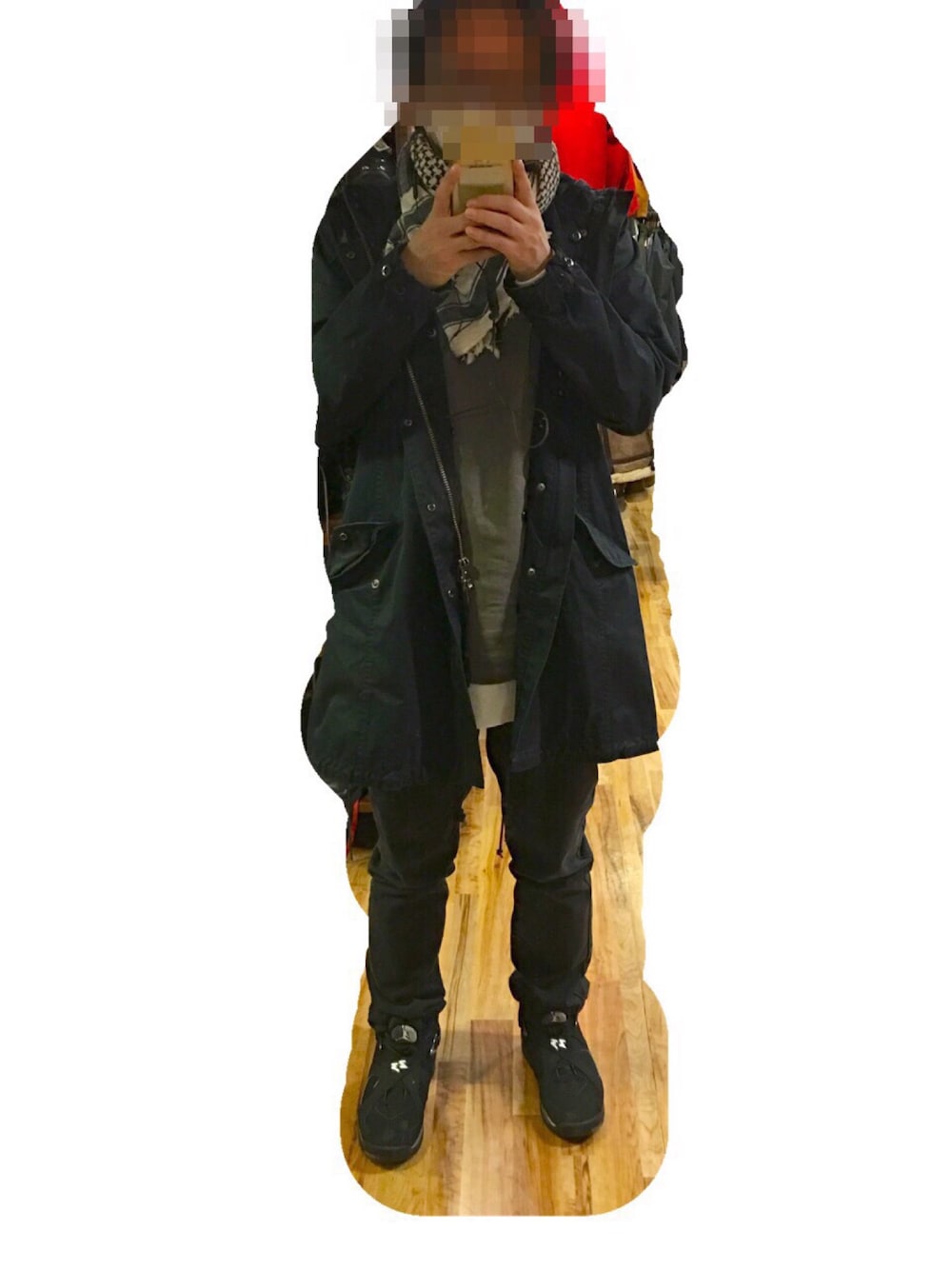 「AMERICAN RAG CIEのアイテム（ミリタリージャケット、ブルー系）」を使った、ウエダ上ださん（メンズ・173cm）の冬コーディネートの1枚目の写真