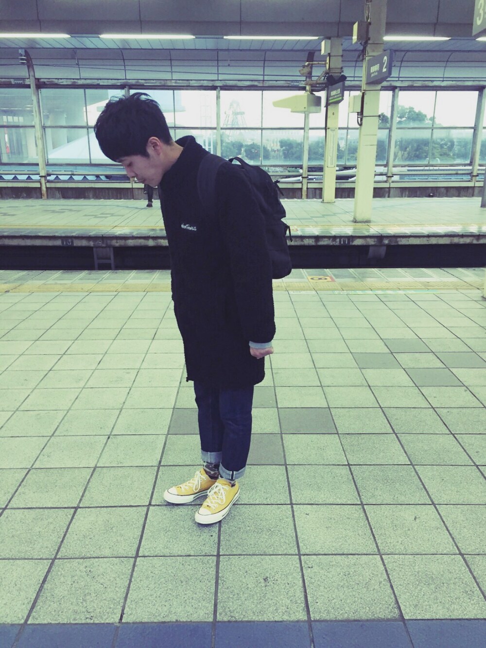「WILDTHINGS、orslow、RoToTo、ct70、converse」｜「BRIEFINGのBRIEFING(ブリーフィング)/ ATACK PACK（バックパック/リュック、ブラック系）」を使った、 Yoshidaさん（メンズ・168cm）の冬コーディネートの1枚目の写真