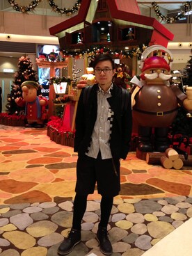 「LAD MUSICIAN（ラッドミュージシャン）のアイテム（ミリタリージャケット）」を使った、sheng hangさん（メンズ・170cm）の夏コーディネート